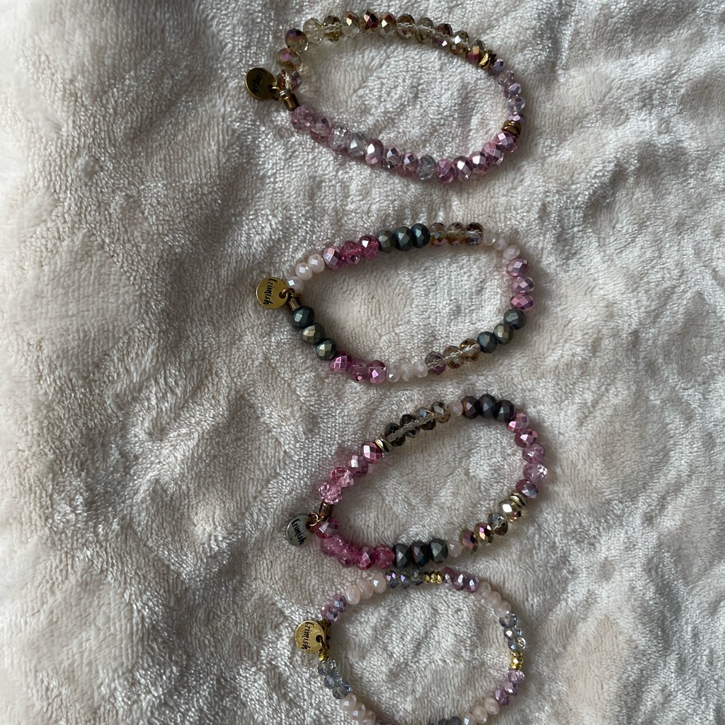 Erimish Elegant Pink And Gold Beaded Bracelet Set
